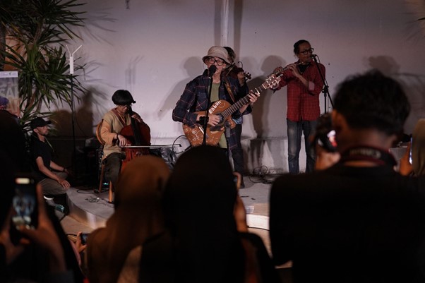 Sesi pertunjukan Panji Sakti pada acara Tarhib Ramadan di Yogyakarta, Jumat (14/02/2025).