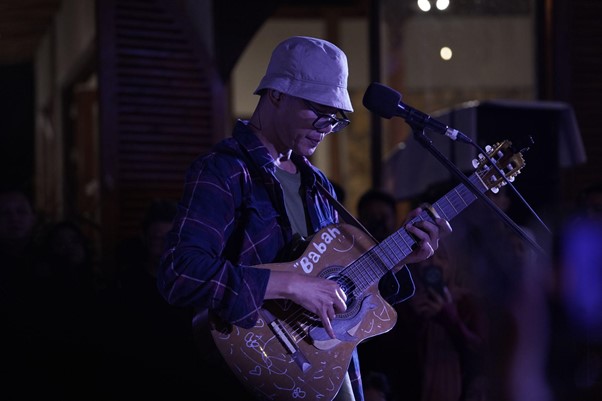 blind concert yogyakarta4 dompet dhuafa Sesi pertunjukan Panji Sakti pada acara Tarhib Ramadan di Yogyakarta, Jum’at (14/02/2025).