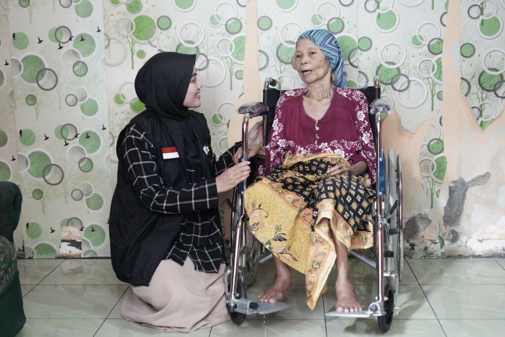 kursi roda untuk lansia3 dompet dhuafa Marsiti menceritakan bagaimana keseharian dan kondisinya kini, Jumat (7/2/2025).