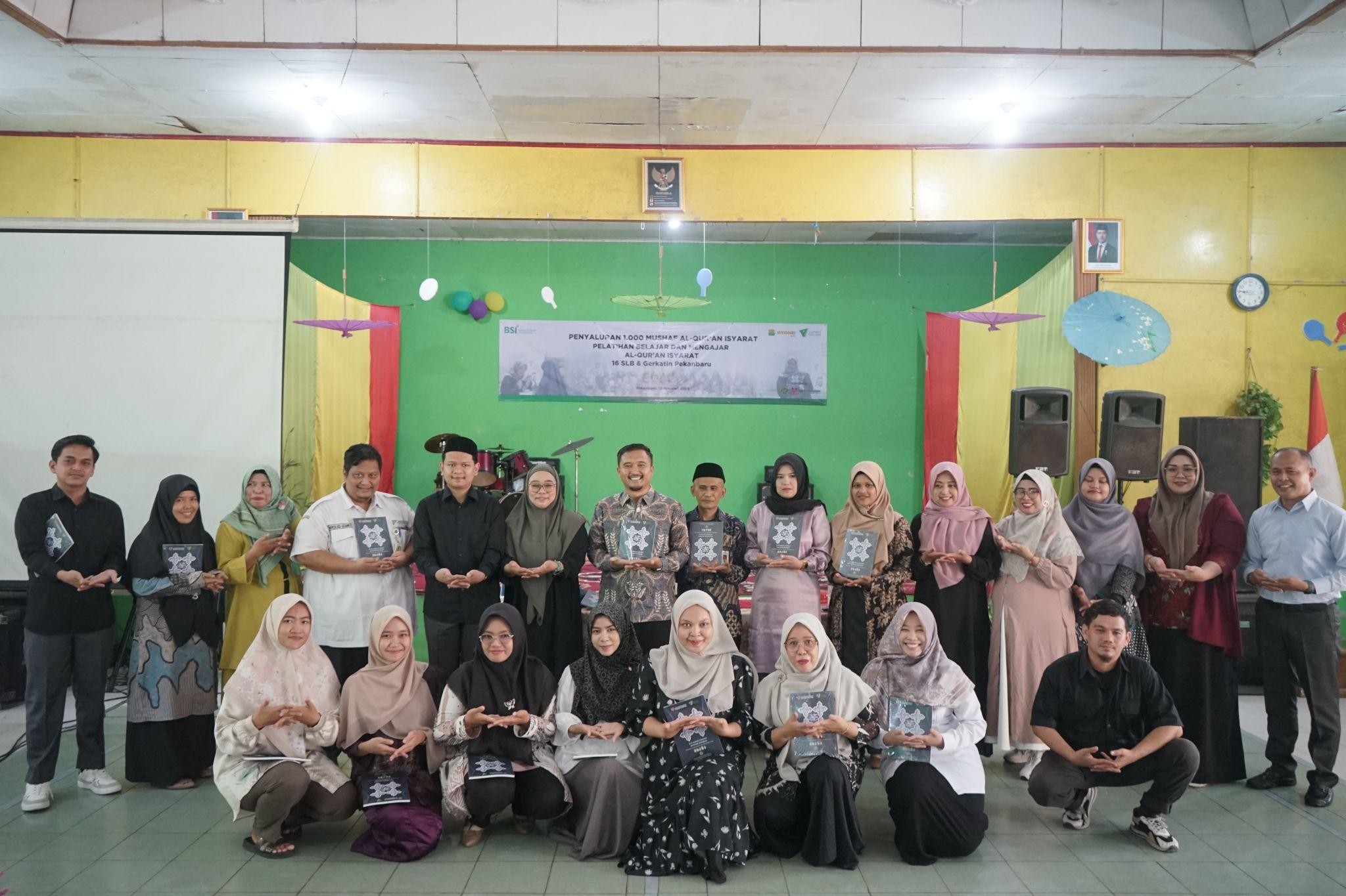 alquran isyarat1 dompet dhuafa Pelatihan dan sertifikasi pengajaran Al-Qur’an Isyarat pada Kamis (13/2/2025).