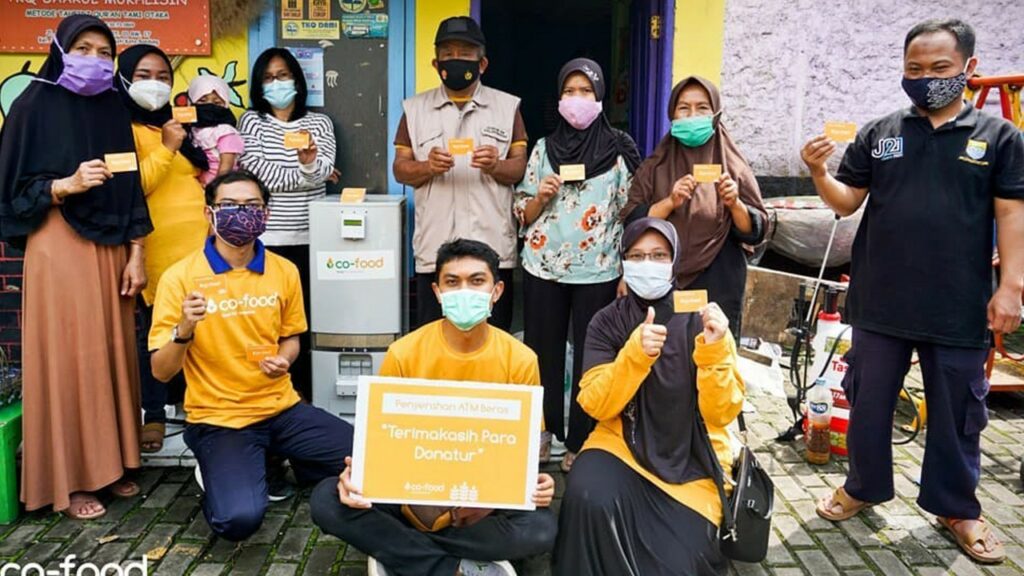 kisah alumni bakti nusa7 dompet dhuafa Penyerahan pengadaan ATM Beras di Indonesia, tahun 2021.