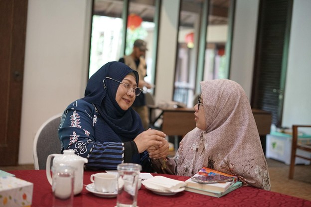 aisah dahlan2 dompet dhuafa Dr. Aisah Dahlan saat mengisi materi di Pesantren Gemilang 2025 Dompet Dhuafa pada 27 Januari 2025 lalu.