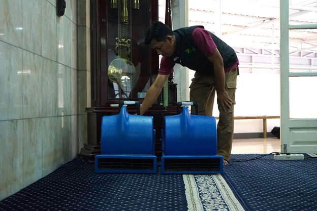 aksibersihmasjidcutnyakdien4 dompet dhuafa