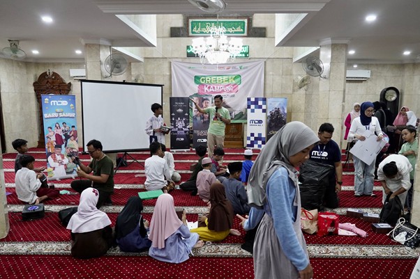 Pesantren Kilat oleh Corps Dai Dompet Dhuafa dalam rangkaian Grebek Kampung Ramadan 1446 H di Masjid Al Hidayah Jalan Tanjung Sanyang RT 06/RW 08, Cawang, Jakarta Timur yang berlangsung pada Kamis (21/03/2025).