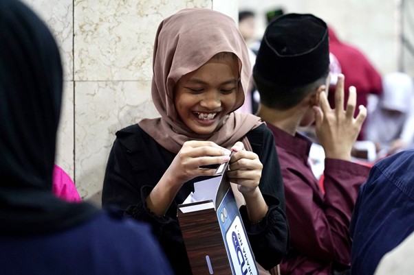 Wajah ceria peserta Pesantren Kilat oleh Corps Dai Dompet Dhuafa dalam rangkaian Grebek Kampung Ramadan 1446 H di Masjid Al Hidayah Jalan Tanjung Sanyang RT 06/RW 08, Cawang, Jakarta Timur yang berlangsung pada Kamis (21/03/2025).
