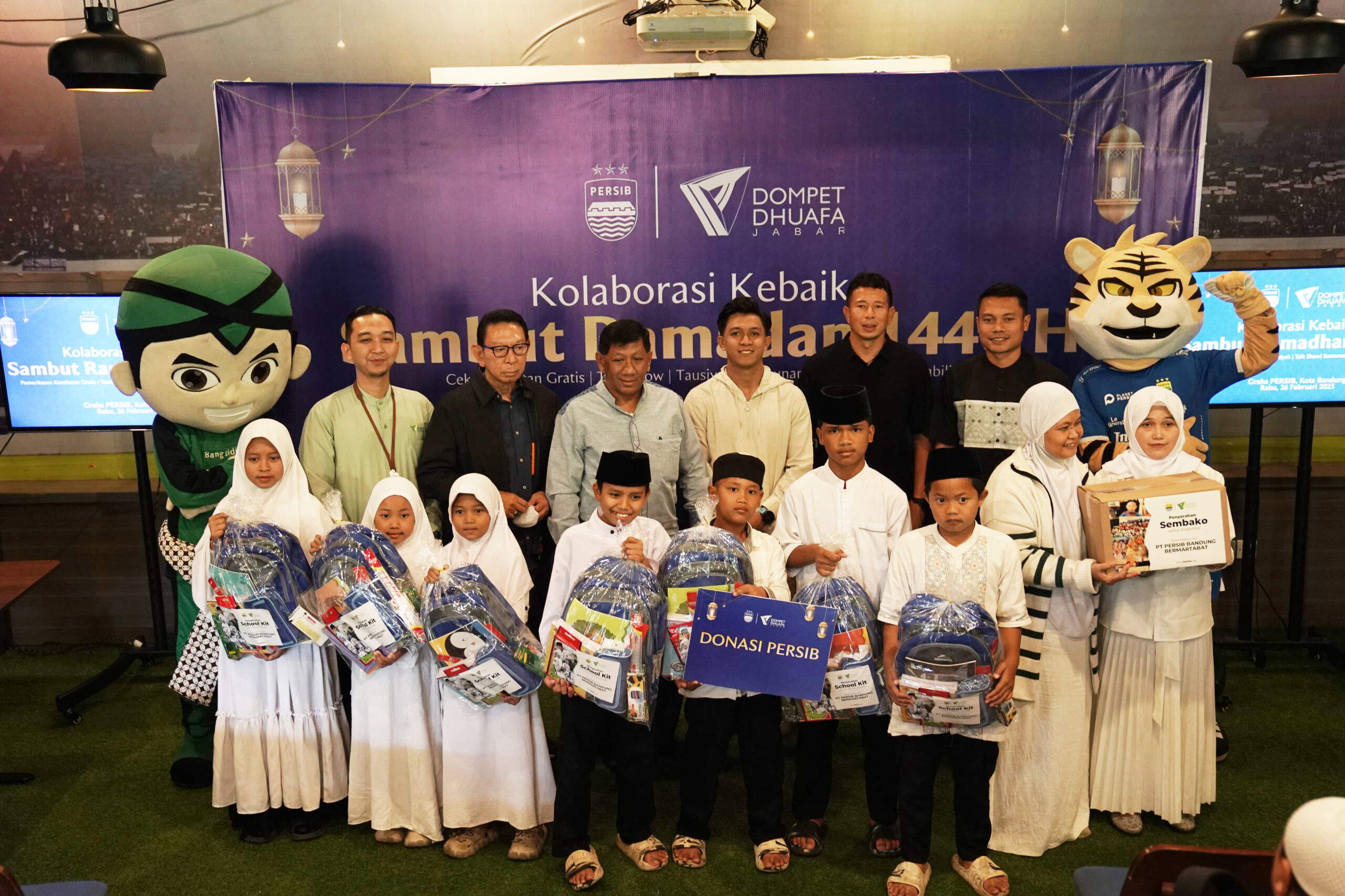 Kolaborasi Kebaikan Dompet Dhuafa & Persib Bandung.