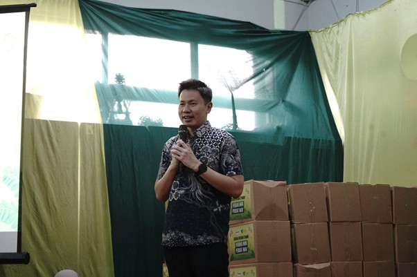 parsel ramadan stimuno dompet dhuafa Andy Mitra Gunadi, General Manager Consumer Health Dexa Medica dalam sambutannya pada program Sedekah Bersama Stimuno : Perbaiki Imun Perkuat Iman, pada Kamis (26/3/2025).
