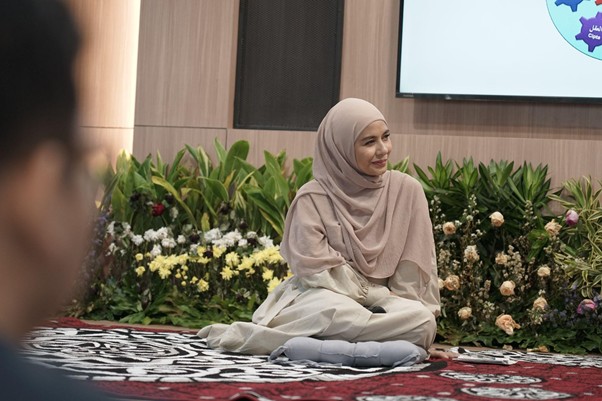 pengajian ramadan bersama influencer9 dompet dhuafa Meisya Siregar sebagai moderator dalam Kajian Mengenal Diri, Menggapai Ilahi pada Selasa (11/3/2025).