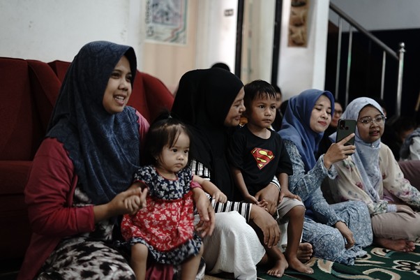 Kebahagian para penghuni Shelter pada Pesantren Kilat Ramadan 1446 H. Selain itu, Dompet Dhuafa juga turut mengundang enam rumah singgah lainnya.