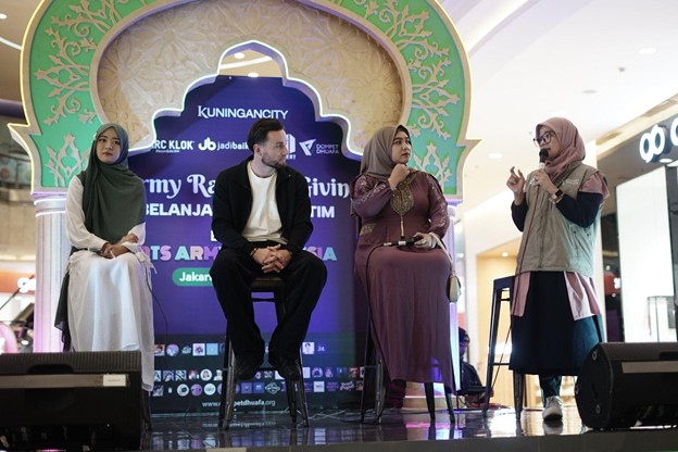 belanjabarengyatimbersamabtsarmyindonesiadanmarcklok2 dompet dhuafa