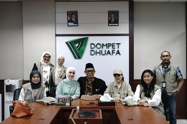 tebarzakatfitrahbersamafairuzarafiqdanmarcellazalianty4 dompet dhuafa