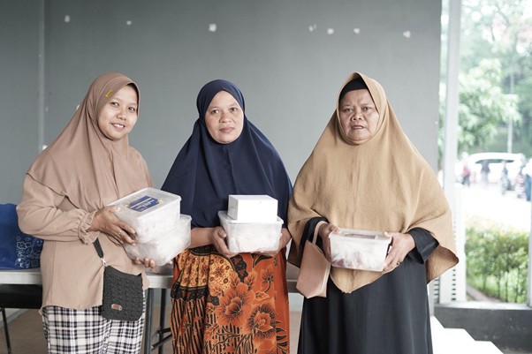 berbagi daging ayam segar di bogor6 dompet dhuafa