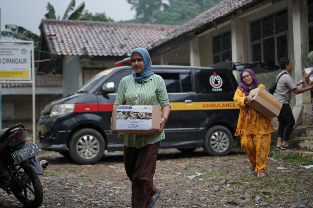 dompetdhuafadanlekasalurkanratusanpaketsembako4 1 dompet dhuafa