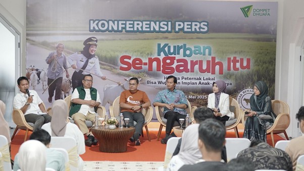 konferensi pers kurbanmu sengaruh itu1 dompet dhuafa Press Conference Tebar Hewan Kurban 1446 H Dompet Dhuafa: Kurban Se-ngaruh Itu, Kamis (15/5/2025), di Antara Heritage, Jakarta Pusat.