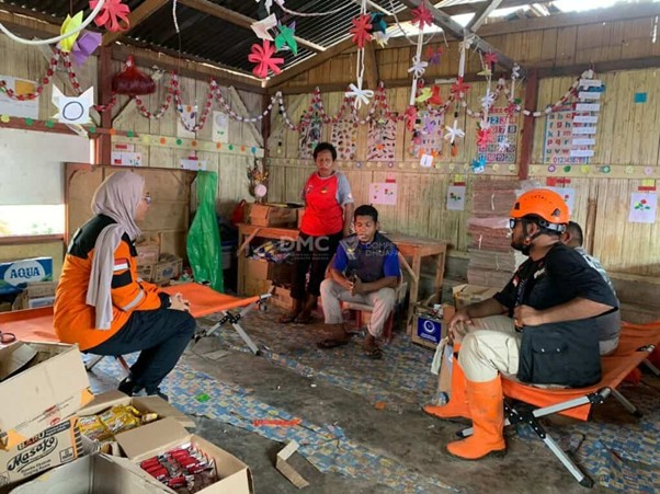 kurban untuk warga di sekitar gunung lewotobi lakilaki2 dompet dhuafa Dokumentasi DMC Dompet Dhuafa di Pos Pengungsian Erupsi Gunung Lewotobi di Flores Timur, NTT pada 10 Desember 2024.