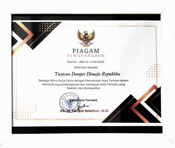 penghargaanwalikotaternate2 dompet dhuafa