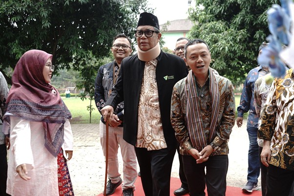 peringatan hari kebangkitan nasional di al syukro6 dompet dhuafa Turut hadir Pendiri dan Inisiator Dompet Dhuafa, Parni Hadi dalam Seminar Kebangsaan tersebut.