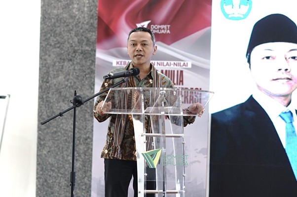 peringatan hari kebangkitan nasional di al syukro8 dompet dhuafa Wamen Dikdasmen Fajar memberikan sambutan serta strategi dalam mewujudkan pendidikan karakter di lembaga pendidikan.
