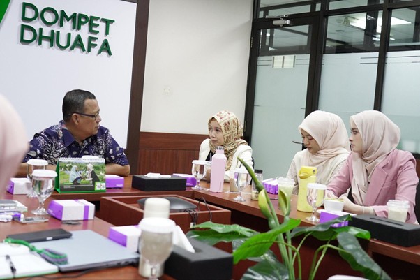 silaturahmi dengan para pegiat sosial dan influencer5 dompet dhuafa Dompet Dhuafa bersilaturahmi dengan para pegiat sosial media