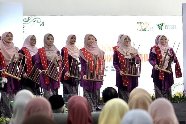 milad32ddindustrikomunal2025judul dompet dhuafa