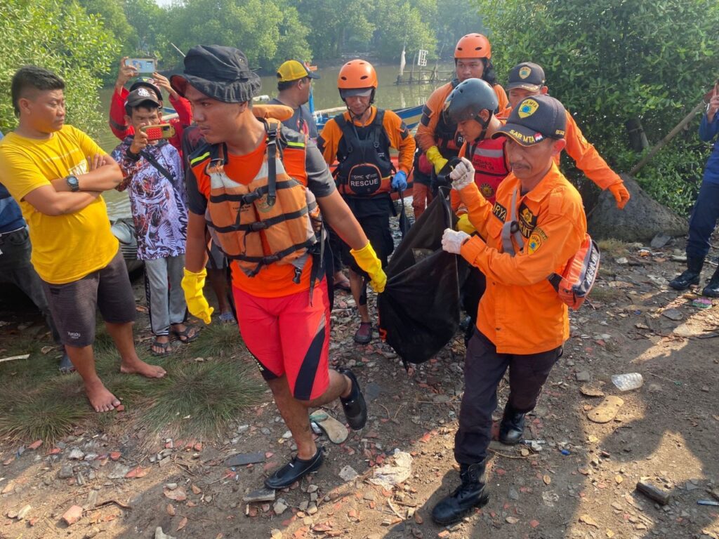 sarddtemukankorbantenggelamteluknaga2 dompet dhuafa