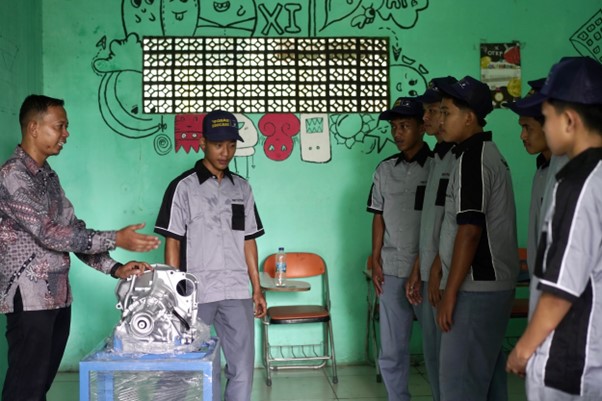 giiasdd2025smkotomotiftangerang08 dompet dhuafa
