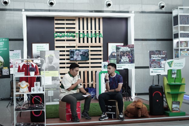 jugglingjakartafairwakaflapanganbola01 dompet dhuafa