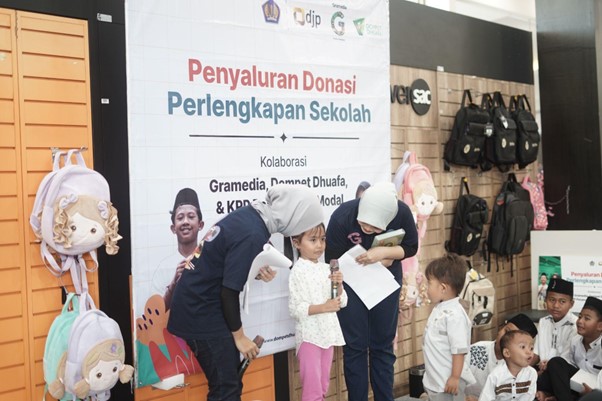 donasischoolkityatimdhuafaddgramedia04 dompet dhuafa