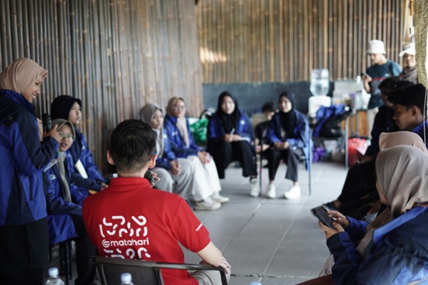 mataharidukung75beasiswayes 03 dompet dhuafa