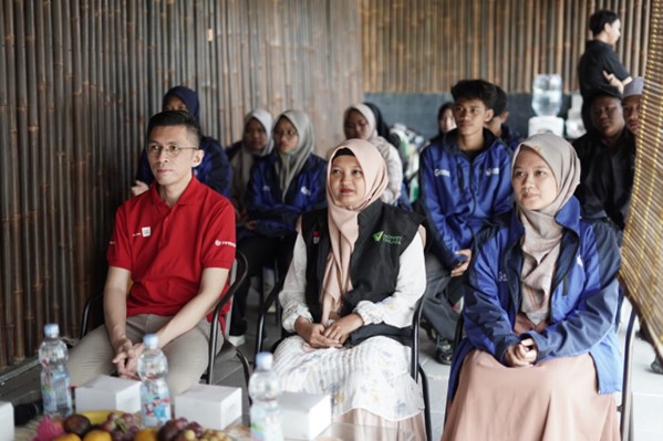 mataharidukung75beasiswayes 05 dompet dhuafa