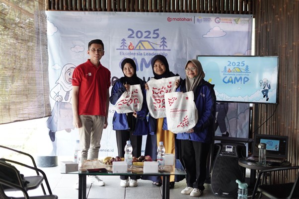 mataharidukung75beasiswayes 06 dompet dhuafa