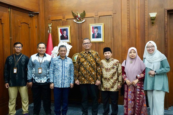 diskusi dompet dhuafa dan wamenlu1 dompet dhuafa