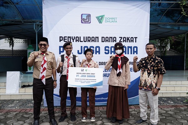 future leadership 20252 dompet dhuafa Siswa-siswi SMART Ekselensia Indonesia Dompet Dhuafa ikuti Pelatihan Dasar Kepemimpinan di Curug Panjang, berkat kolaborasi antara Dompet Dhuafa dan PT Jasa Sarana.
