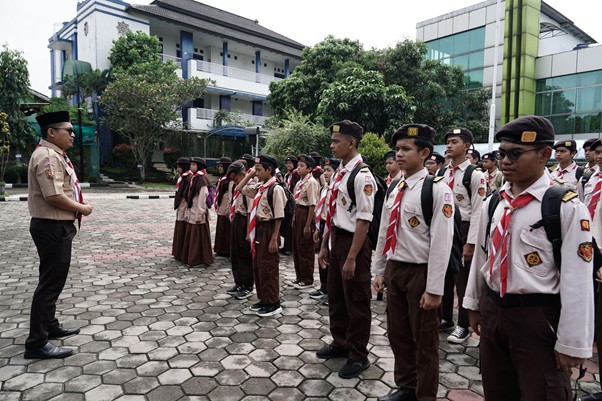 future leadership 20257 dompet dhuafa Siswa-siswi SMART Ekselensia Indonesia Dompet Dhuafa ikuti Pelatihan Dasar Kepemimpinan di Curug Panjang, berkat kolaborasi antara Dompet Dhuafa dan PT Jasa Sarana.