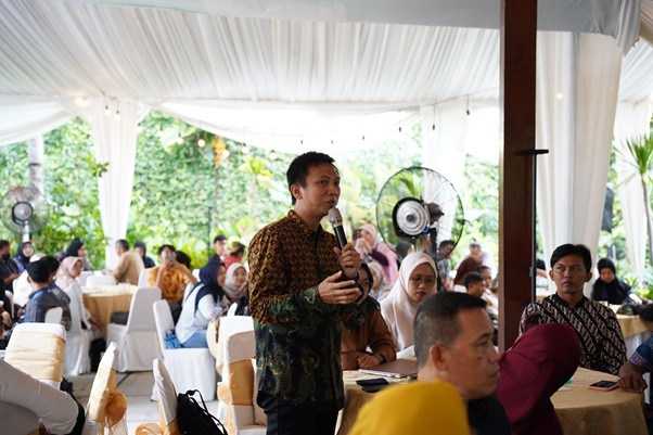community gathering spread kindness5 dompet dhuafa