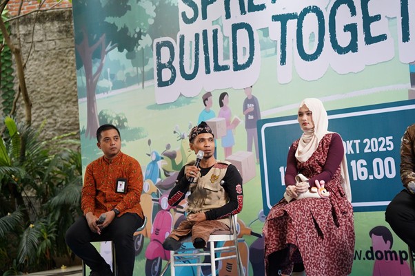 community gathering spread kindness8 dompet dhuafa