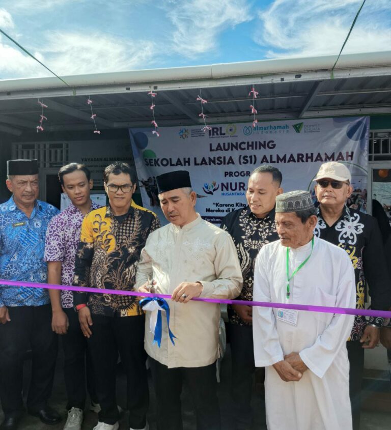 sekolahlansianuranimpzdompetdhuafaalmarhamah5e1759823908975768x845 dompet dhuafa