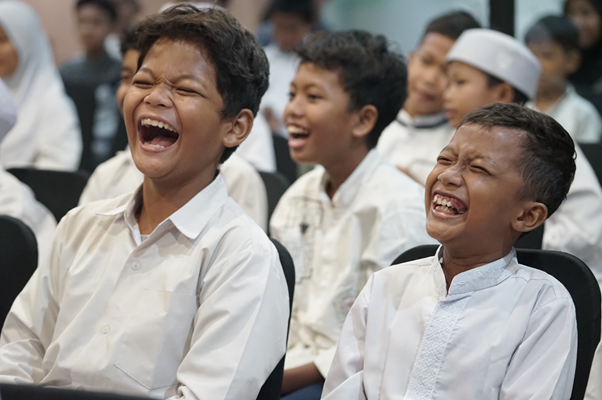 berbagi berkah bersama ocbc syariah6 dompet dhuafa