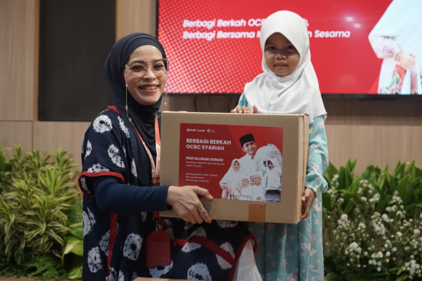 berbagi berkah bersama ocbc syariah8 dompet dhuafa