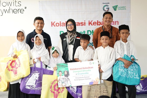 gramediaxdompetdhuafamuliakanyatim6 dompet dhuafa