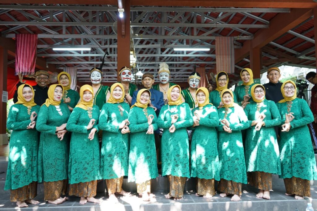 hbhkridalansia3 dompet dhuafa