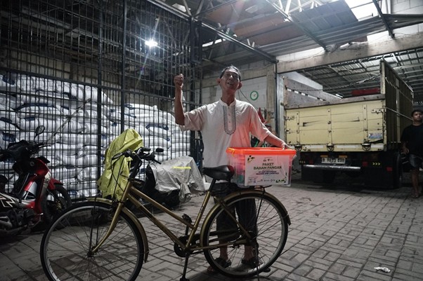 hunger relief program pt adm15 dompet dhuafa