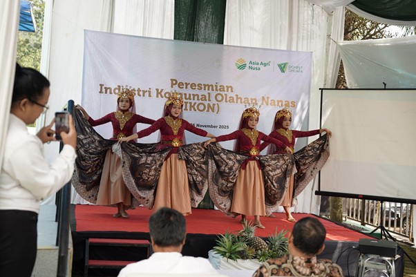 peresmian industri komunal olahan nanas ikon subang3 dompet dhuafa Pertunjukan Tari Badaya membuka Peresmian IKON di Subang, Rabu (26/11/2025).