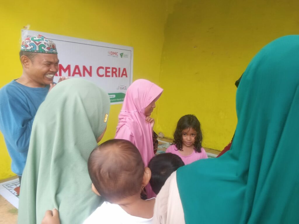 respons bencana pulau sumatra 3 dompet dhuafa Para penyintas banjir memenuhi posko DMC Dompet Dhuafa.