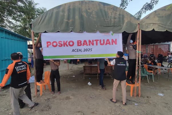 bantuan kemanusiaan untuk korban banjir di pidie aceh2 dompet dhuafa Dapur Umum Dompet Dhuafa Aceh.