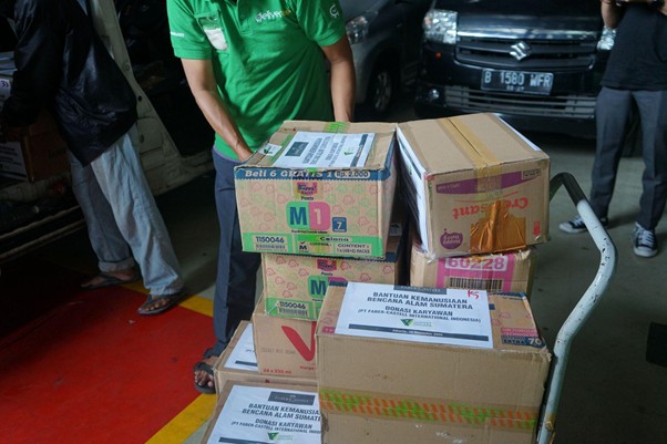fabercastell donasi untuk sumatera2 dompet dhuafa Bantuan bahan pokok dan hygiene kit dari Faber-Castell International Indonesia tiba di gudang logistik Disaster Management Center (DMC) Dompet Dhuafa, Ciputat Tangsel.