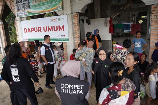 ahmadjuwainidistribusikanbantuanuntuksumatera6 dompet dhuafa