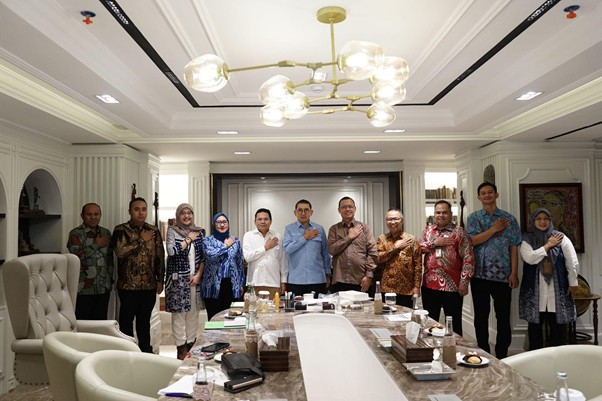 audiensi bersama menteri kebudayaan ri7 dompet dhuafa Diskusi antara Dompet Dhuafa dengan Menteri Kebudayaan RI mengenai potensi-potensi pelestarian budaya dan pemberdayaan masyarakat Indonesia.