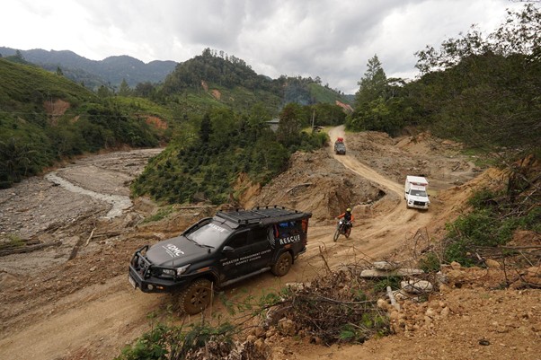 is pusakata bersama untuk sumatera2 dompet dhuafa