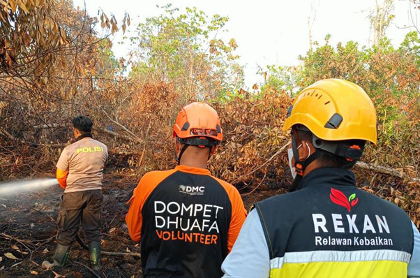 kebakaran hutan kalimantan barat1 dompet dhuafa